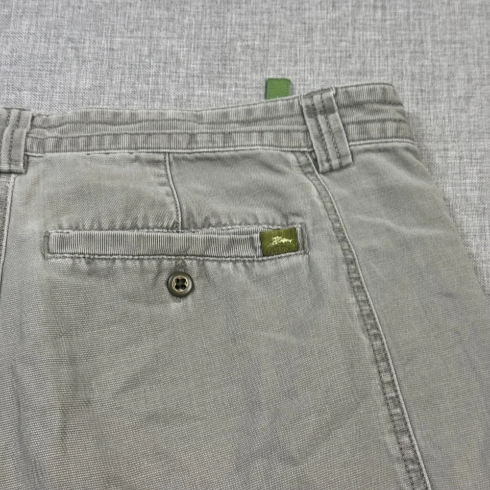 Tommy Bahama Cargo Shorts Mens 33 Gray Lyocell Cotton Relax Fit 9
